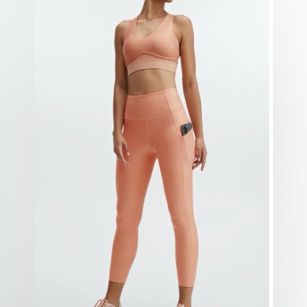 Fabletics iridescent shiny Activewear Set